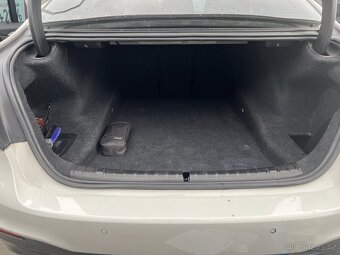 530d xDrive M-Paket TOP stav - 11