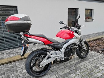 Suzuki gsr 600 super stav - 11