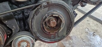 Motor z BMW e46 320d 100kw - 11