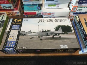JAS - 39 D GRIPEN  1/48 - 11