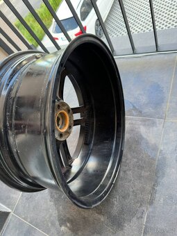 Sada alu R3 Wheels 8,5x19 5/112 - 11