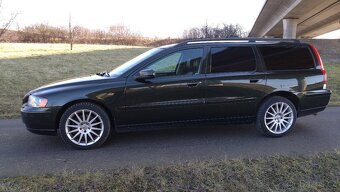 Volvo V70 2.5T AWD - 11