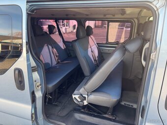 Renault Trafic 2.5 dCi, 9 míst, long - 11