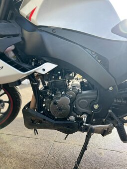 Aprilia Tuono 125 2022 - 11