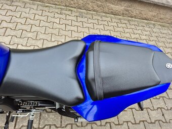 Yamaha FZ 8 N - SUPER STAV - ABS, AKRAPOVIČ 99.000,- Kč - 11