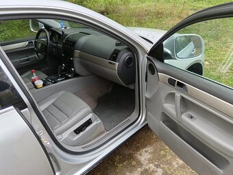 VW Touareg 3.0TDI - 11