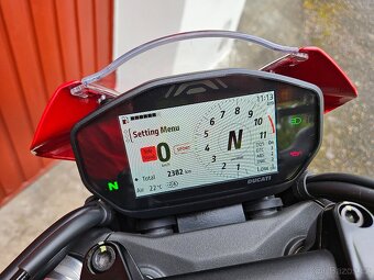 Ducati Monster 937 plus_rok 2024 - 11