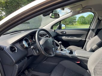 Peugeot 3008 1,2 PT 96KW rv 2015 naj. 115 tis  pěkná - 11