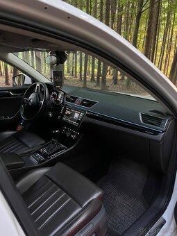 Škoda Superb - 11