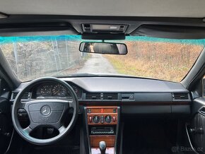 MERCEDES BENZ W124 260E BEZ KOROZE PŮVOD ČR - 11