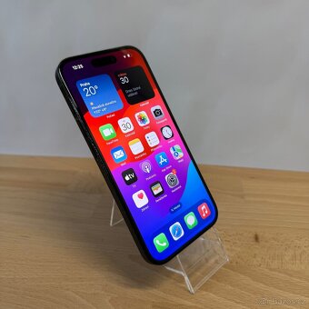 iPhone 15 128GB, černý, eSIM (12 měsíců záruka) - 11