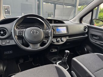 Toyota Yaris Y20 - 11