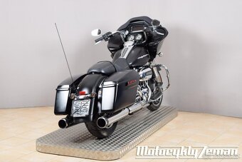 Harley-Davidson FLTRXS Road Glide Special 2017 - 11