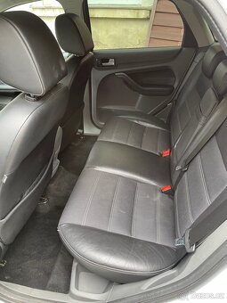 Ford Focus II - 11