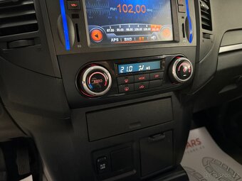 Mitsubishi Pajero 3,2 D TAŽNÉ VELMI PĚKNÝ STAV - 11