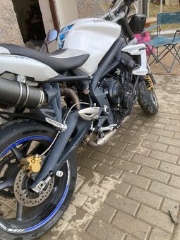 Triumph street triple 675 R - 11