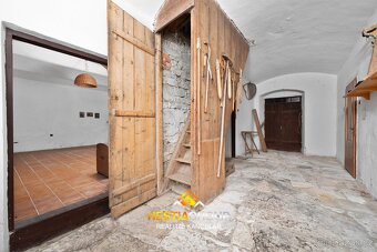 Prodej historické chalupy 120 m2, pozemek 1726m2 - Polička - - 11