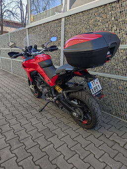Ducati Multistrada V2 S - 11