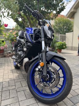 Yamaha MT-07 - 11