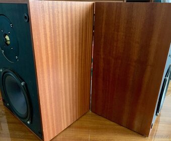 Tesla Zesilovač a reproduktory - 11