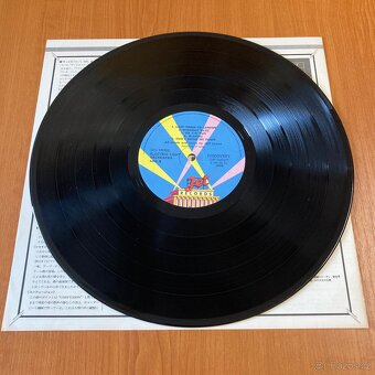 JAPAN LP - Původní vydání TOP STAV cena od 749,- - 11