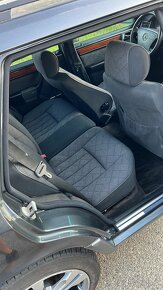 Mercedes W124 250d Combi - 11