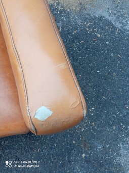 Křeslo koženkové - 11