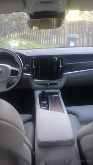 Prodám Volvo V90 Cross Country B4 Mild Hybrid - 11