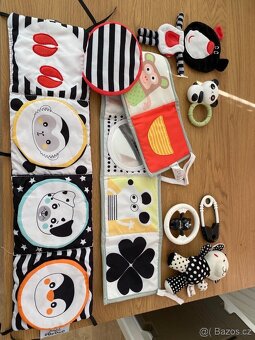 Výbavička pro miminko-fusaky,deky,hracky,oblečky - 11