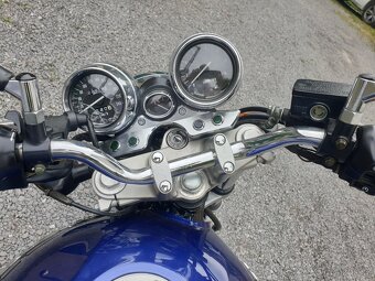 Suzuki GSX 750 - 11