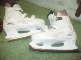 kolo,brusle, koloběžky,skateboard,míče - 11