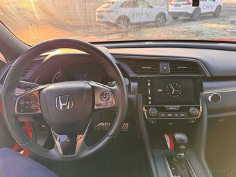 Honda Civic 1.5 iVTEC Sport CVT / 134 kW - 11