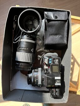 Minolta 7000 + Minolta 35-70 AF a 70-210 AF + příslušenství - 11