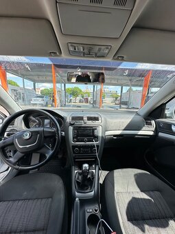 Škoda oktavia 2 facelift - 11