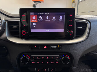Kia Cee´d  SW 1.5TGDI 118 kW Exclusive rv.11/2021 - 11