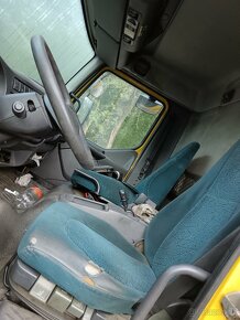 DAF LF 45.220 VEŠKERÉ ND Z VOZU - 11