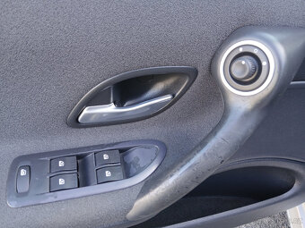 Renault Laguna Combi 2.0i 16V - 11