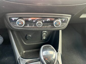 Opel Crossland X 1.2 Ultimate, Automat, Tažné - 11