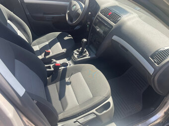 Škoda Octavia combi 1,9 TDi,77 kW,Ambition - 11