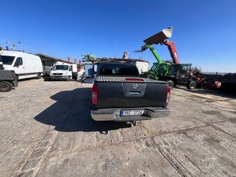 prodám Nissan Navara - 11