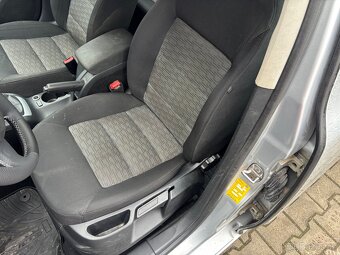 Škoda Octavia kombi 1,9 TDi 77 Kw 4x4 rok 2009 - 11