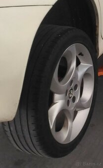 Alfa Romeo 147 1.9JTD 103 kW (2003) - 11
