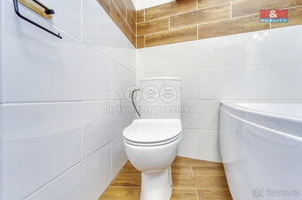Prodej bytu 2+1, 53 m², Karlovy Vary, ul. Prašná - 11