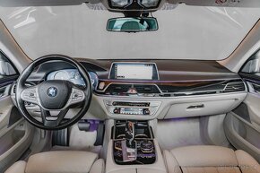 BMW M760iL-V12-B&W-Soft-HUD-LCD-NightV-1.m-R20 - 11