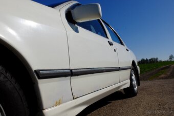 Prodám Ford Sierra 2.0i GL - 11