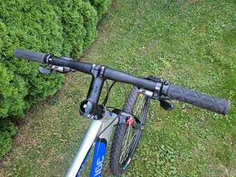 26" horské hliníkové kolo WESTIGE, rám 21" 3x9+hydraulika - 11
