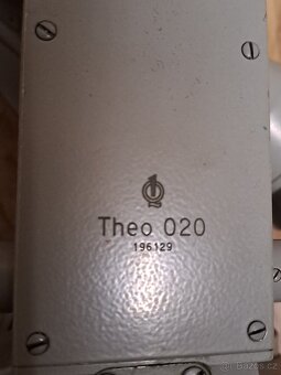 Carl Zeiss Jena Theo 020 –historický theodolit, kufr, návody - 11