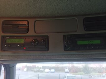 Mercedes Axor 1833 rv. 2008 - 11