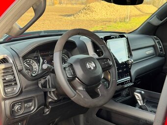 DODGE RAM 1500 5,7 HEMI 2022 GT 53 000 km DPH - 11