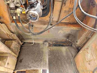 Liaz 300 kabina - 11